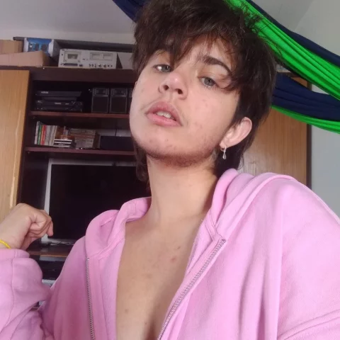 Photo of model @enbyfemboy00