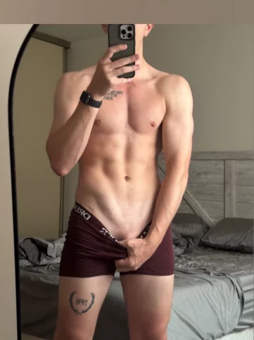 Photo of model @evanwhitex