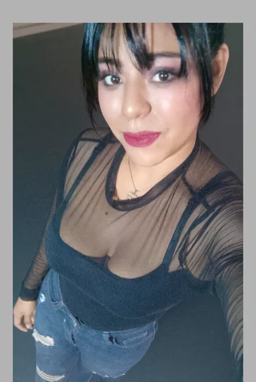 Photo of model @evelynvaleria