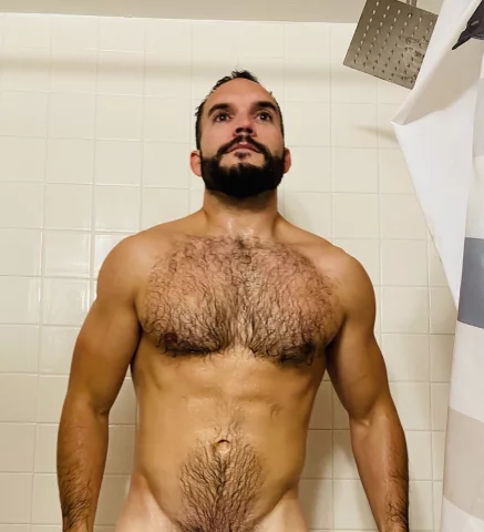 Photo of model @farmerwayne