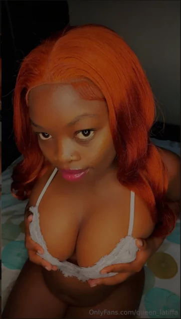Photo of model @femdomjoy