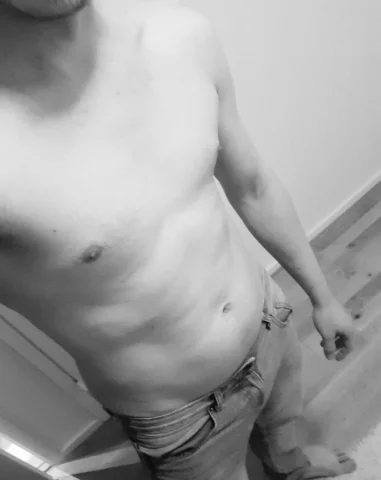 Photo of model @fin_banger