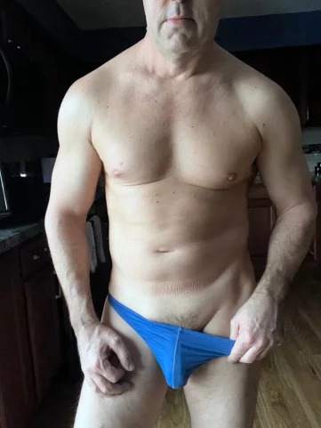 Photo of model @fit_midwestfun_nextdoor1