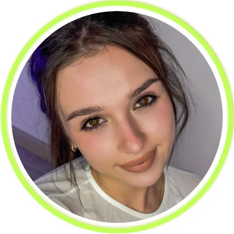 Photo of model @flora_wow