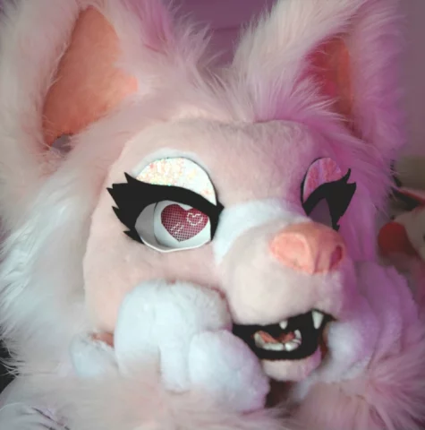 Photo of model @flutterfoxlet
