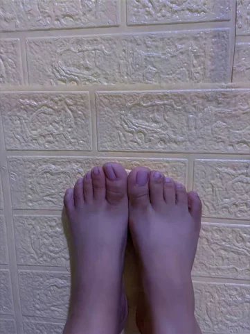 Photo of model @footfettish1011
