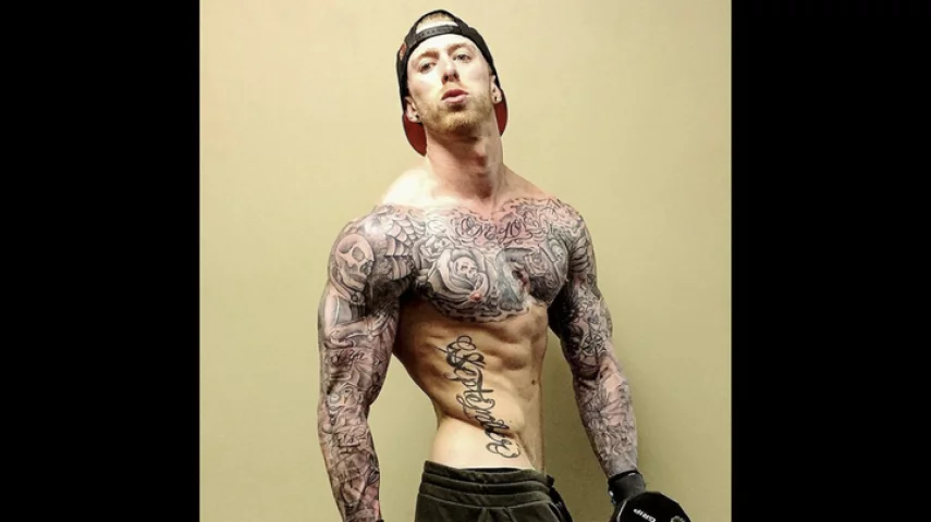 Photo of model @footlongandstrong