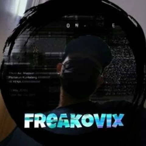 Photo of model @freakovix