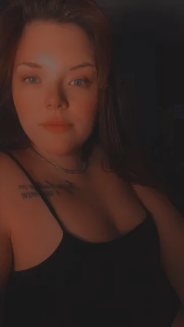 Photo of model @freephoenixx