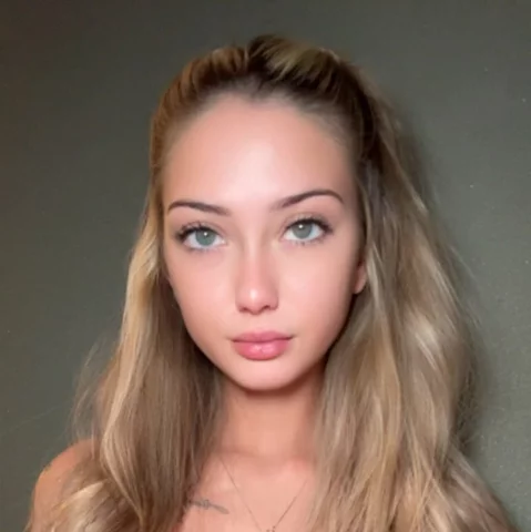 Photo of model @georgiawithcake