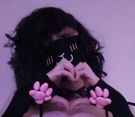 Photo of model @ghostpaw