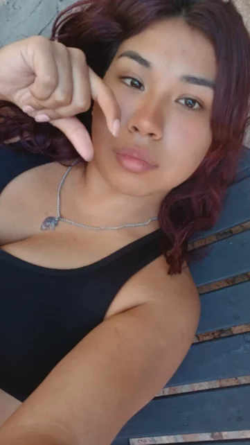 Photo of model @goddesbrunette1202