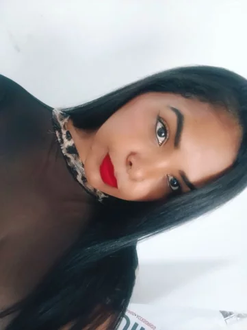 Photo of model @goddess_athenea