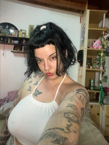 Photo of model @goddess_cocorosie
