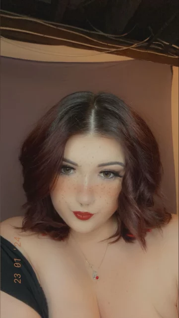 Photo of model @goddessjaylyn