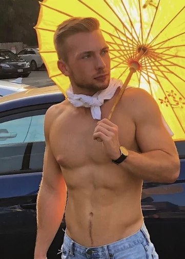 Photo of model @goodboyjake