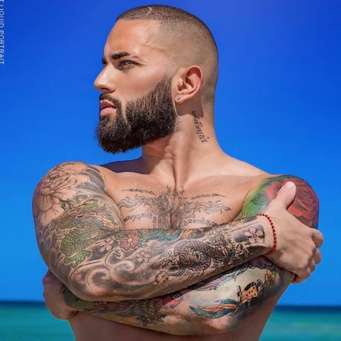 Photo of model @guzdoes