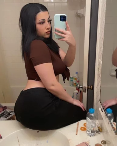 Photo of model @h3llokittyho3