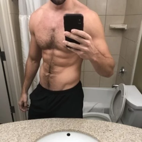 Photo of model @hairy_calvin