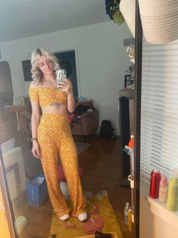 Photo of model @halessuicide