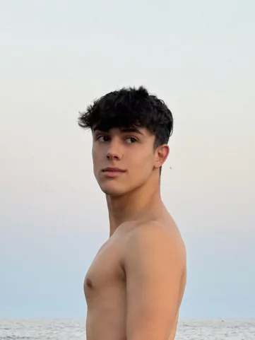 Photo of model @haydenhill