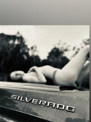 Photo of model @hazelvixenxxx