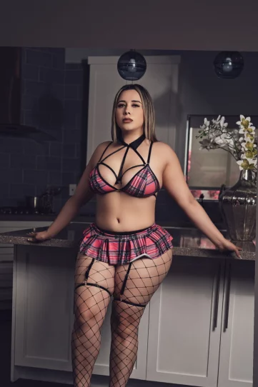Photo of model @heartsofhazel