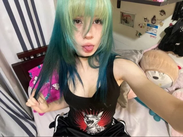 Photo of model @hexx_kitten