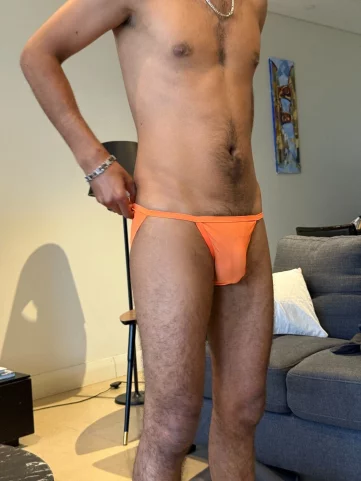 Photo of model @honey4daddies