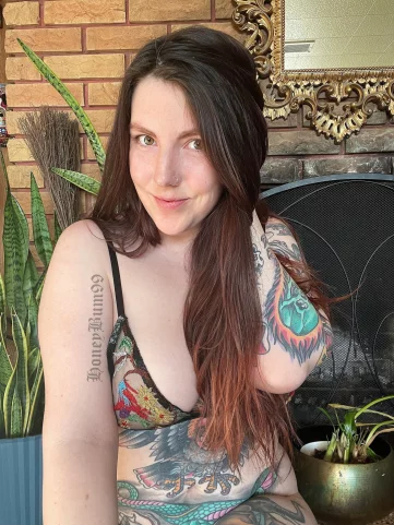Photo of model @honeybum99free