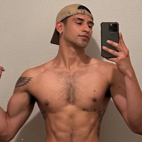 Photo of model @hotboy111