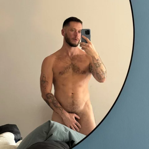 Photo of model @hungcaleb9free