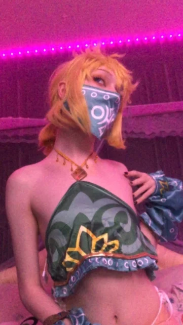 Photo of model @hypercos
