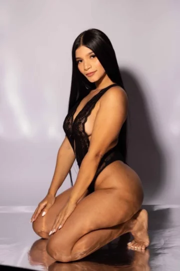 Photo of model @iammoresexy2