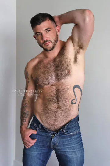 Photo of model @ianholms_free