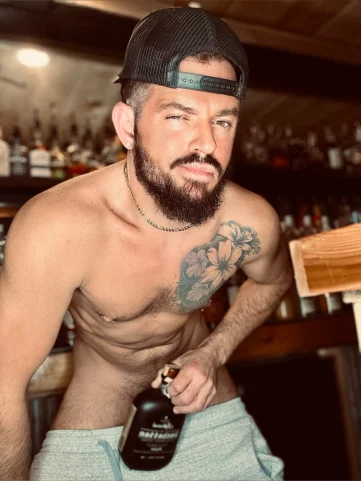 Photo of model @incrediblerider