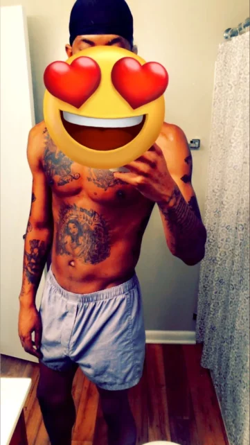 Photo of model @inkredable_aj