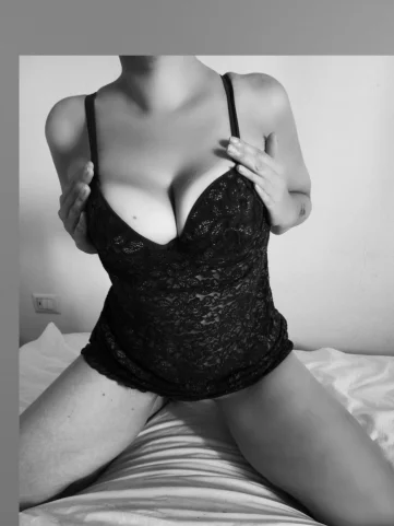 Photo of model @inside_passion