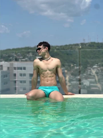Photo of model @itsethant