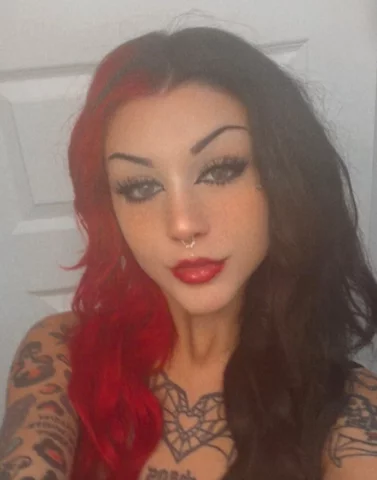 Photo of model @itsfoxyfoxy