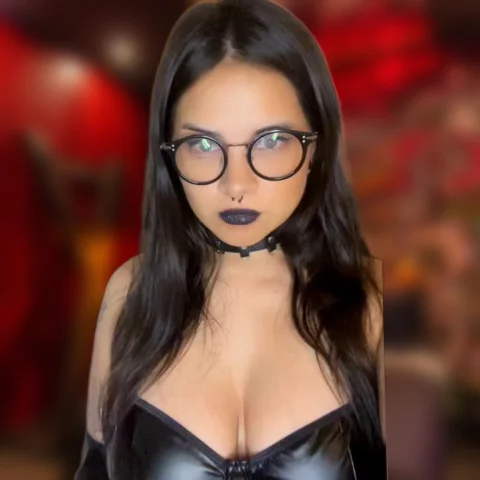 Photo of model @itsmoka