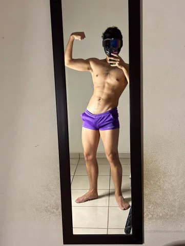 Photo of model @ivncockshot
