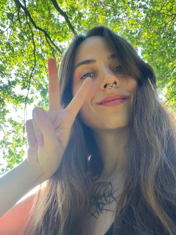 Photo of model @ivypiperrfree