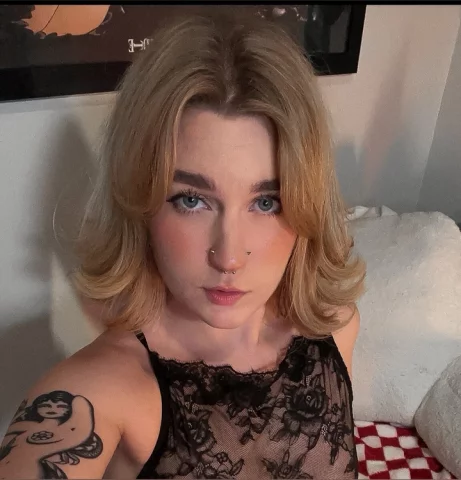Photo of model @jaybbgirlfree