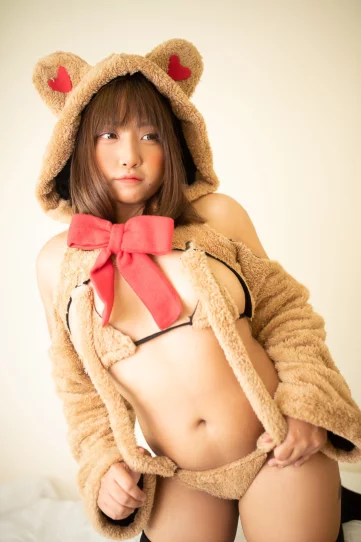 Photo of model @jeanne.redhood