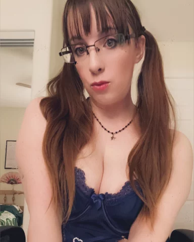 Photo of model @jennyfaefree