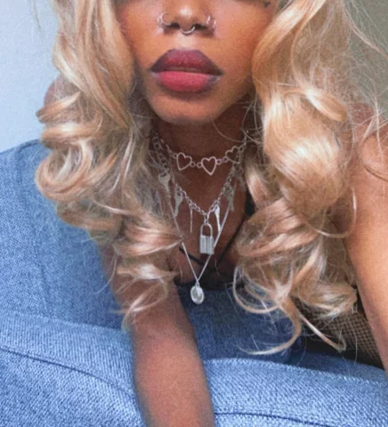 Photo of model @jeonciana