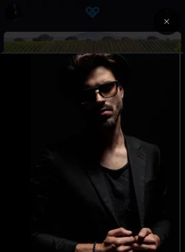 Photo of model @jim_neighbor