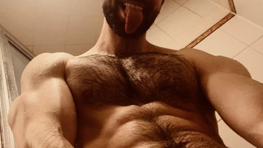 Photo of model @jmexhibitions