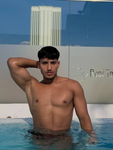 Photo of model @johann_court